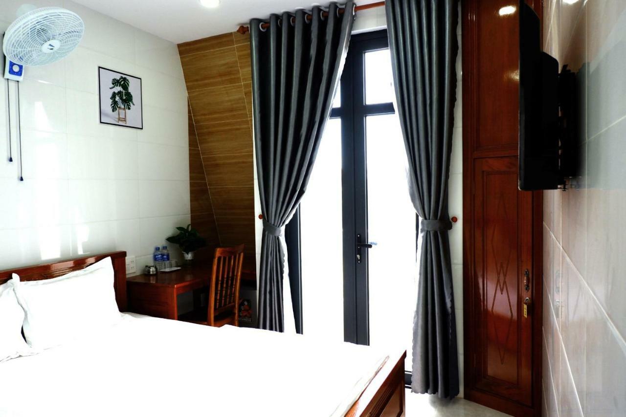 Thy Hung Legacy Hotel ตวีฮหว่า ภายนอก รูปภาพ