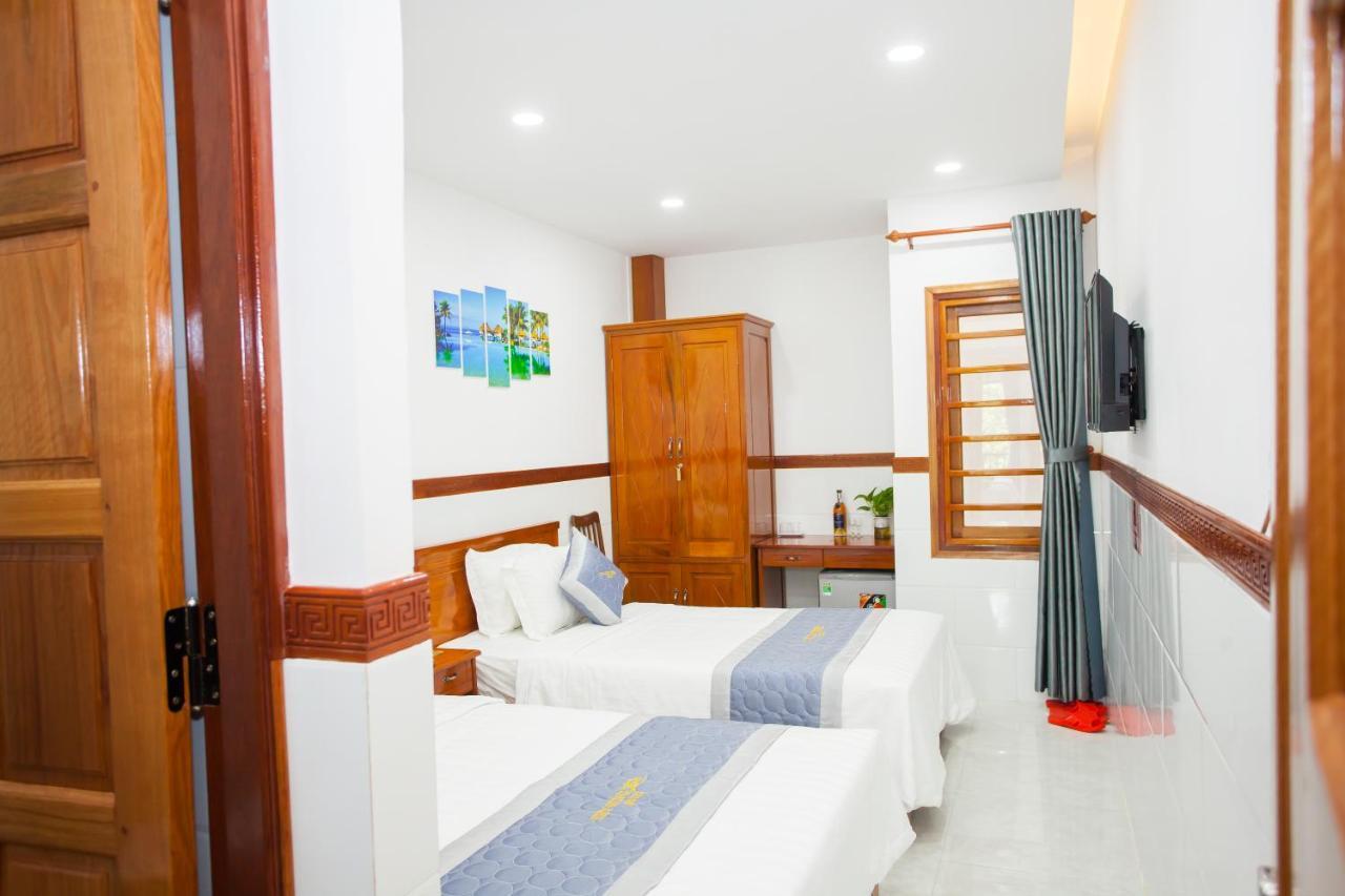 Thy Hung Legacy Hotel ตวีฮหว่า ภายนอก รูปภาพ