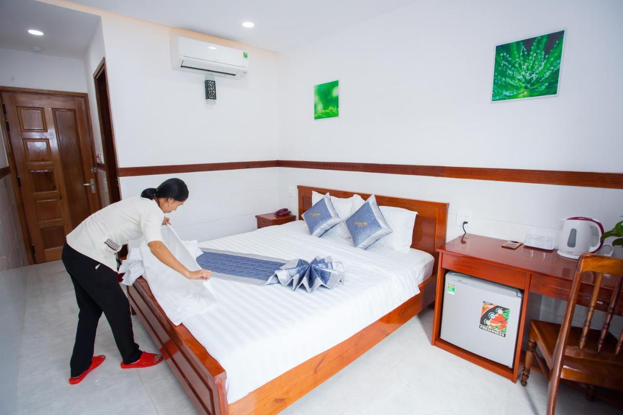 Thy Hung Legacy Hotel ตวีฮหว่า ภายนอก รูปภาพ