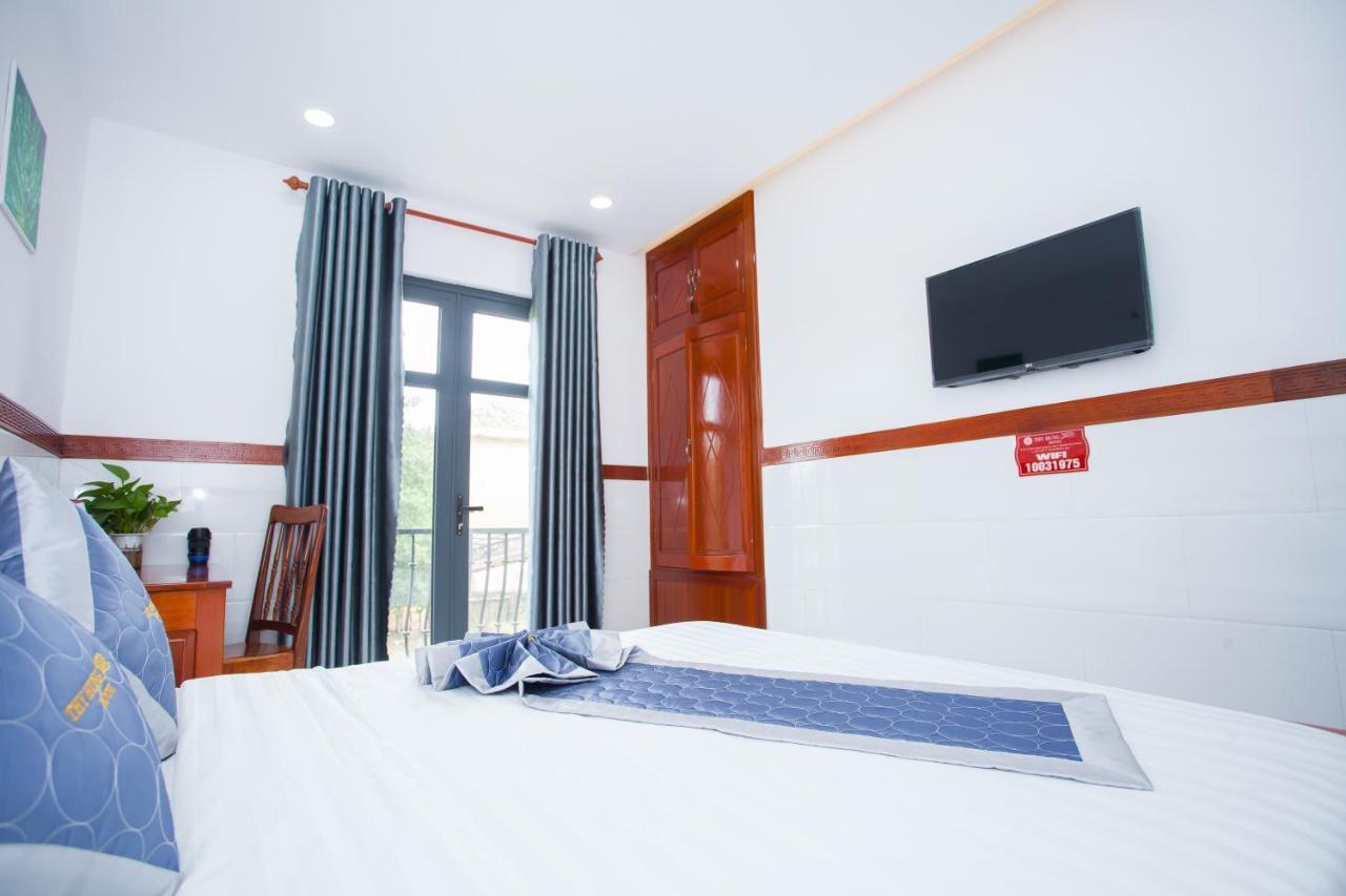 Thy Hung Legacy Hotel ตวีฮหว่า ภายนอก รูปภาพ