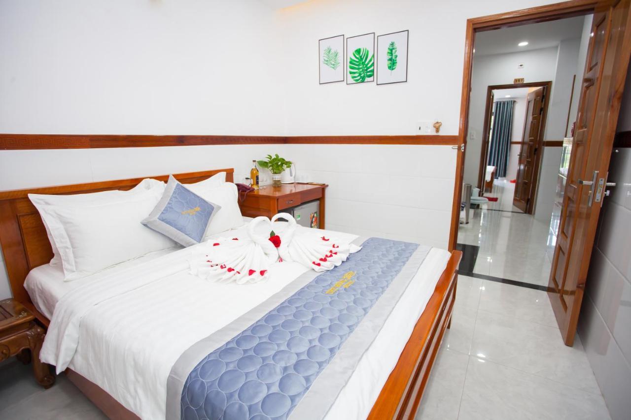 Thy Hung Legacy Hotel ตวีฮหว่า ภายนอก รูปภาพ
