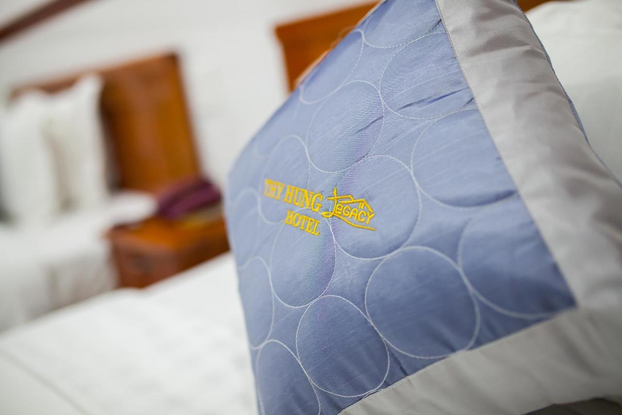Thy Hung Legacy Hotel ตวีฮหว่า ภายนอก รูปภาพ