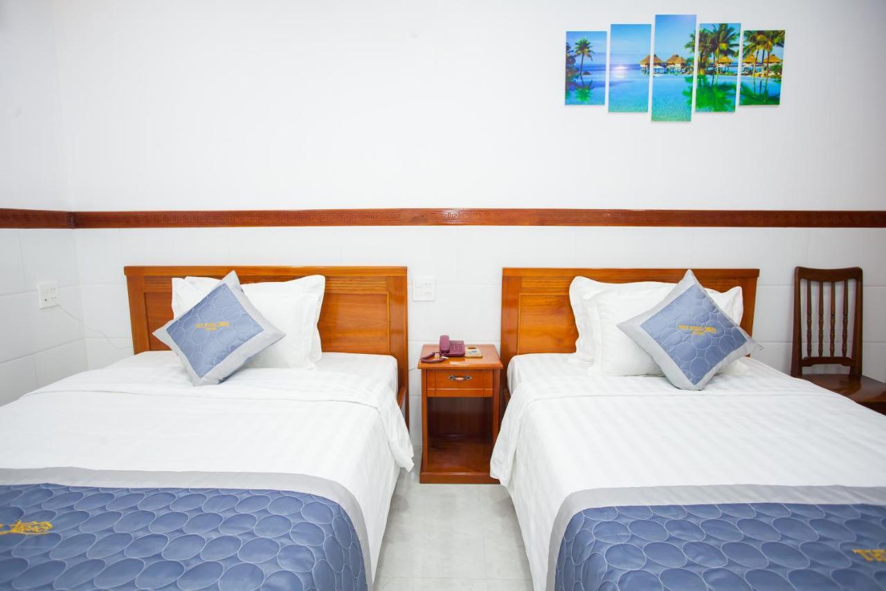 Thy Hung Legacy Hotel ตวีฮหว่า ภายนอก รูปภาพ