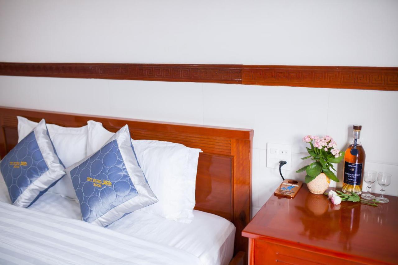 Thy Hung Legacy Hotel ตวีฮหว่า ภายนอก รูปภาพ