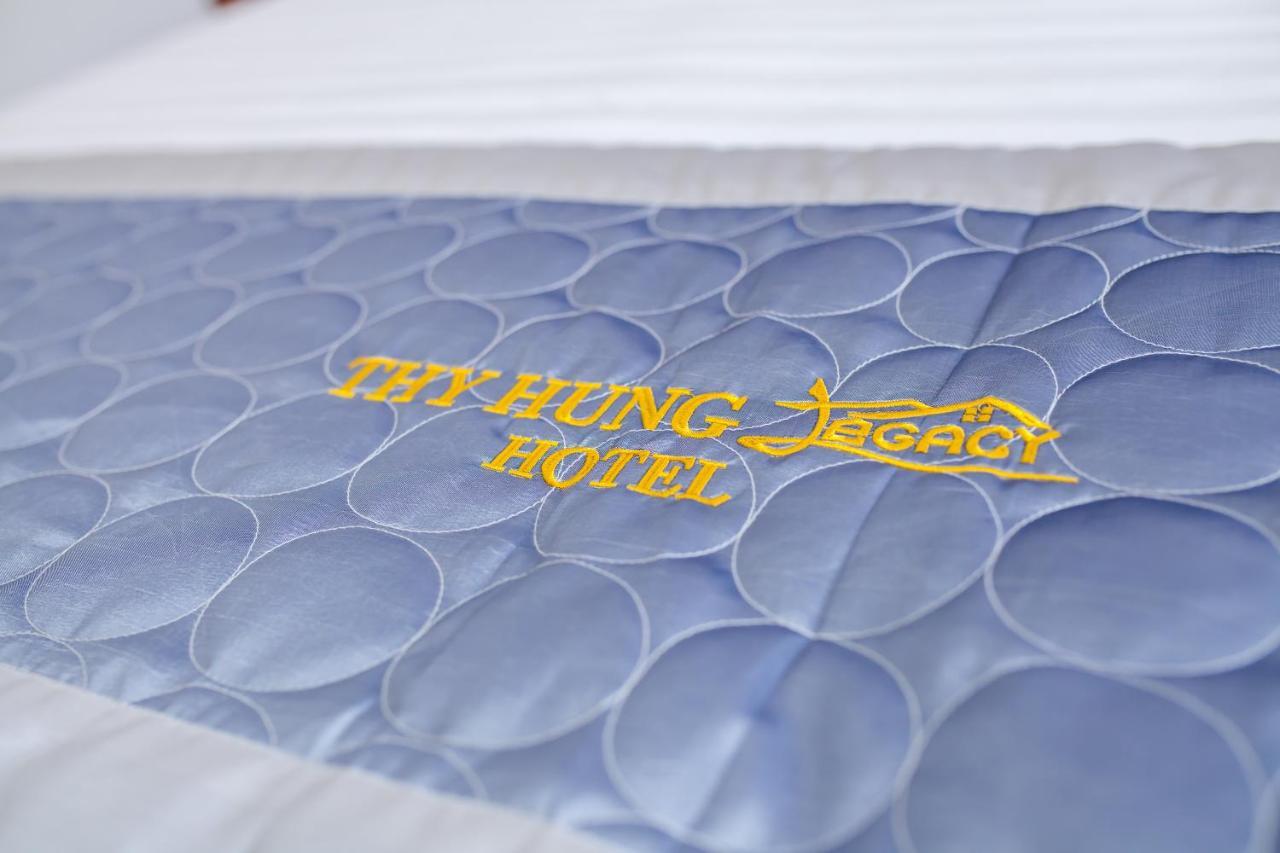 Thy Hung Legacy Hotel ตวีฮหว่า ภายนอก รูปภาพ